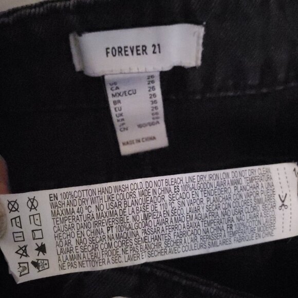 Forever 21 Women’s Curb Chain High-Rise Straight Leg Jeans Black Wash - (26) - Picture 14 of 16